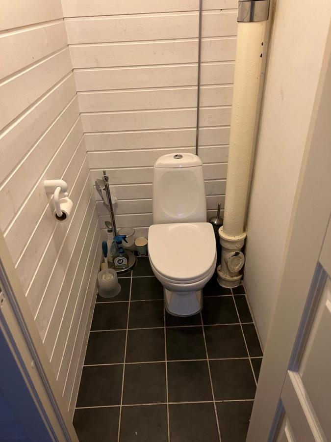Bedroom In City Centre, No Shower Available Alesund Ngoại thất bức ảnh